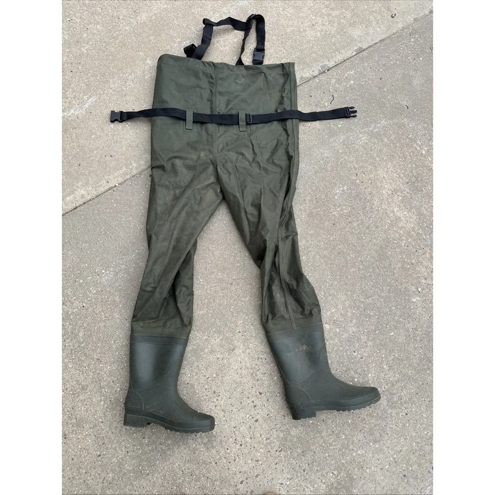 Men's Size 9 Chest Waders PVC Fishing Hunting Waterproof Boot Foot